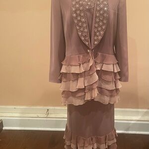 Elegant Mauve Ruffled Women's Suit